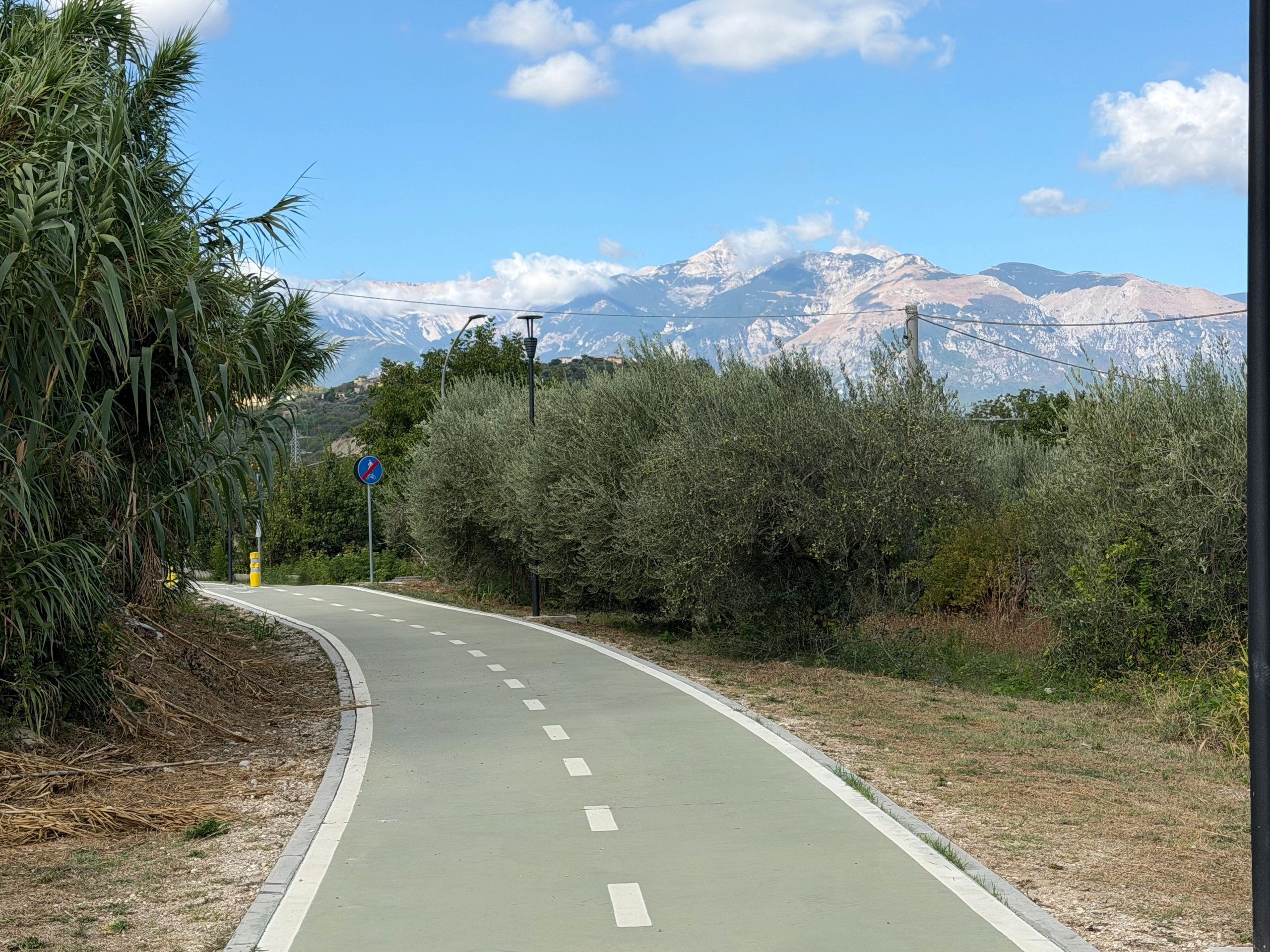 B.B.B Pietraferrazzana welcome sign